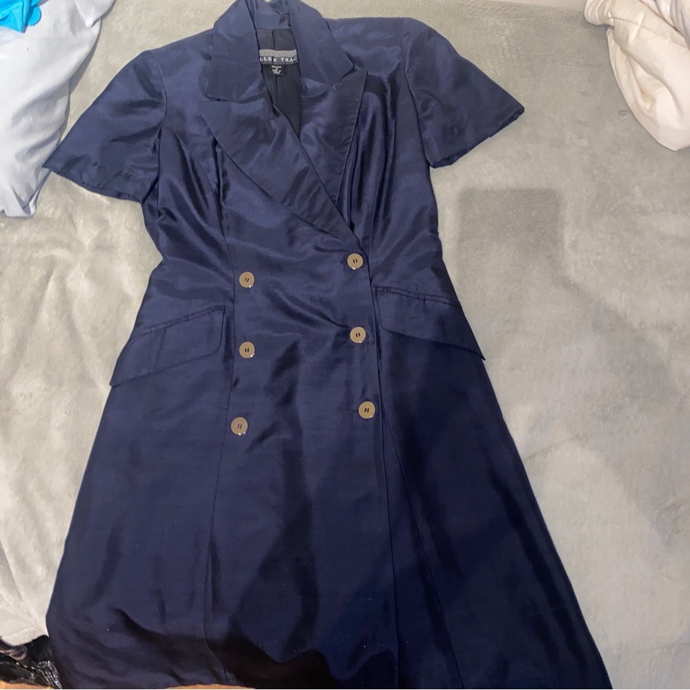 Ellen Tracy 100% silk jacket size 4